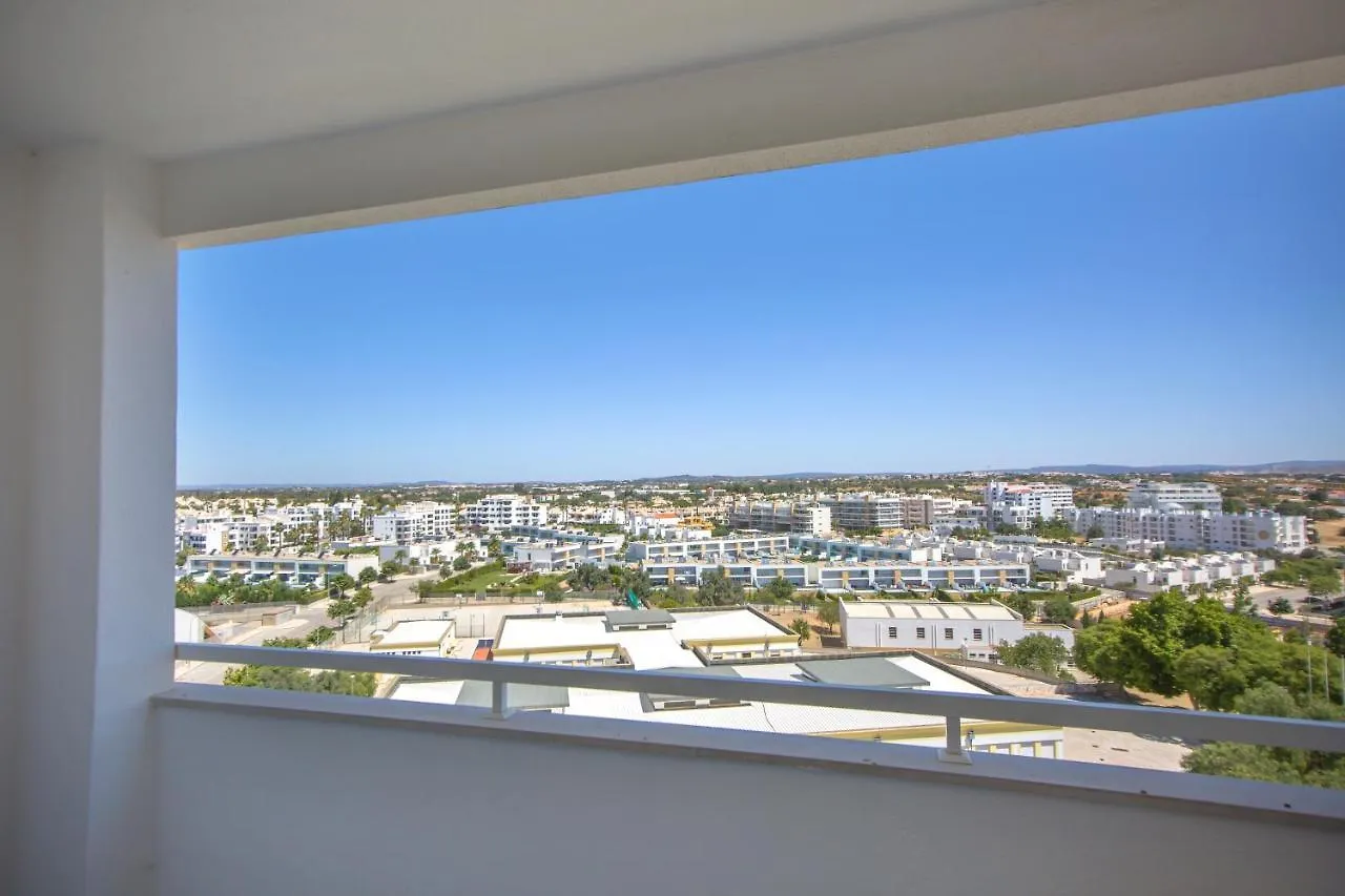 Sea View Apartment - 3 Swimming Pool & Fitness Albufeira 0*,  Portugal